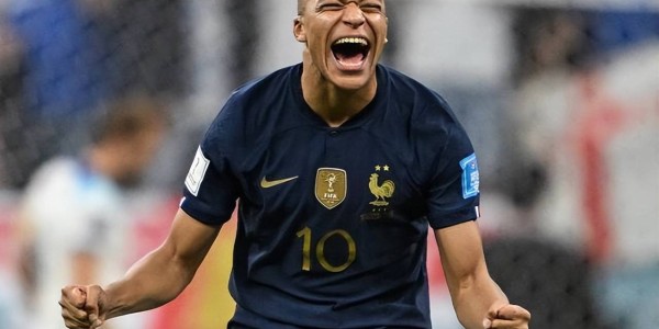 西里略预测登贝莱成为欧冠MVP，“神龟”阻碍大巴黎的发展