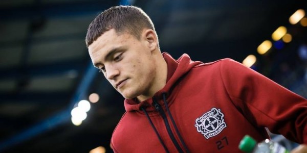 记者：爱总做了大量工作说服芬威签维尔茨，曼城原本会赢得竞购