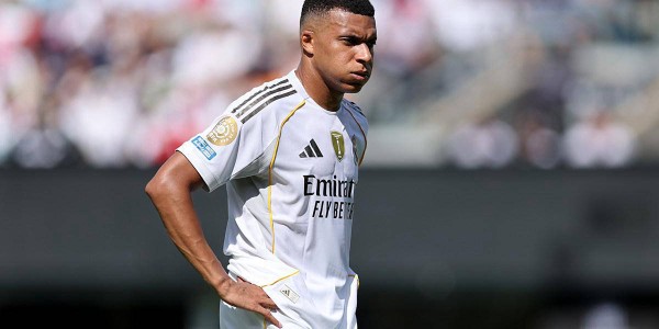 贪婪毁掉了姆巴佩！从足坛宠儿到战术毒瘤的蜕变