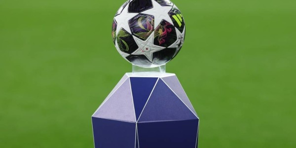 哈弗茨与皮卡罗·欣卡皮重返拜耳球场：一场情感与战术并存的欧冠回家戏