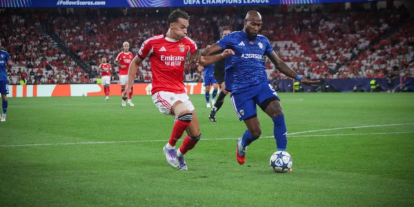 62岁穆帅1分逆袭！7分钟2球藏玄机，欧冠生死战前现惊人转机