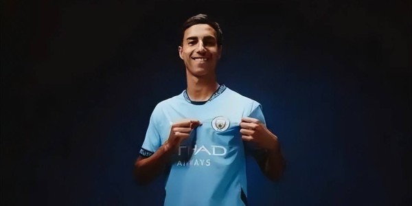 三赢！曼城兄弟球队欲租借新星中卫去西甲锻炼一个赛季很划算