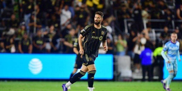 足坛多笔重磅官宣！38岁吉鲁重返法甲！切尔西第4签锁定德甲妖星！