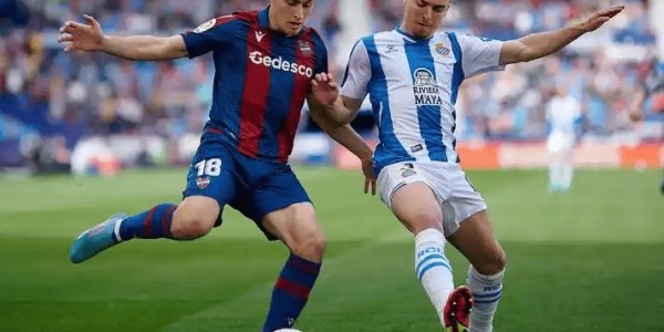 欧罗巴前瞻：弗赖堡 VS 塞尔塔，魔鬼主场遇残阵西甲劲旅，主队稳占先机