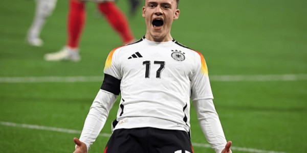 之前巴萨现在拜仁？与其给其他球队“表白”，为何不能在曼联雄起